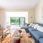 Tatil Evi Le Petit Refuge L Authentic L Shellter Saint-Tropez